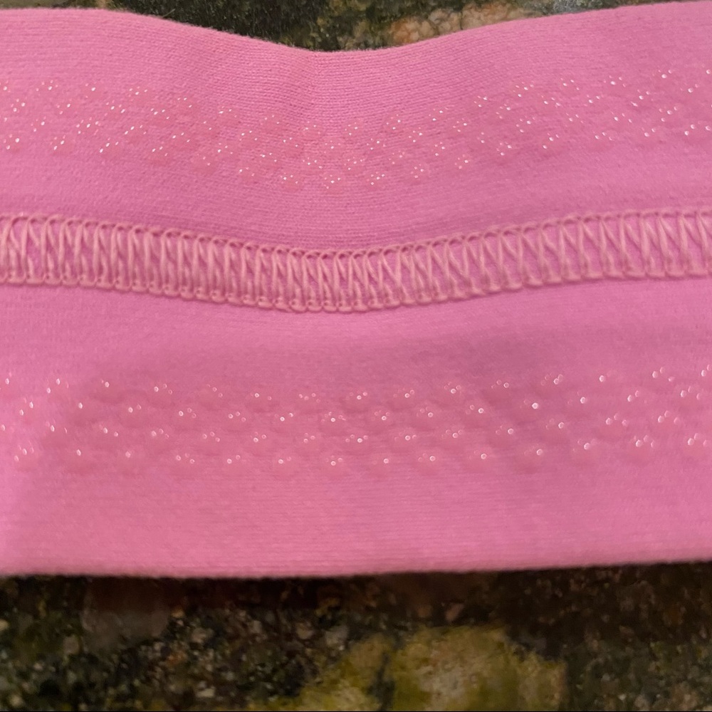 💞 Lululemon Fly Away Tamer Headband SOLD - Picture 4 of 4